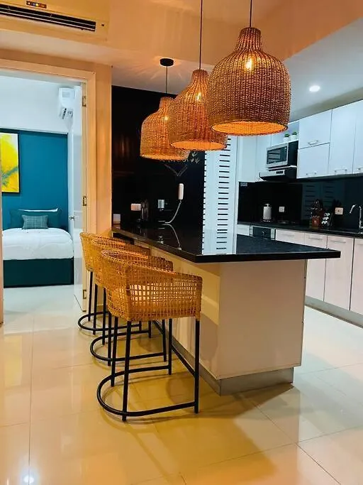 2-2 Palmetto Eliptic 3403 Enchanted Jewel Cartagena Colombia